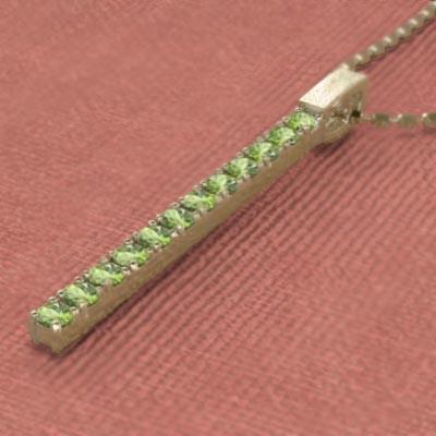 プレート 大サイズ ペリドット ペンダントトップとネックレス k18イエローゴールド 8月誕生石の画像