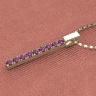 ルビー 7月誕生石 ペンダントトップとネックレス k10 プレート 中サイズの画像