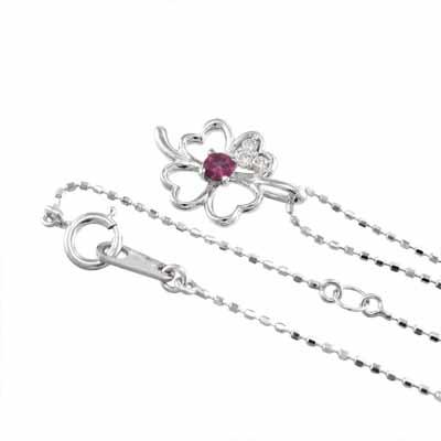 ペンダントトップとネックレス 7月の誕生石 ルビー クローバー Pt900の画像