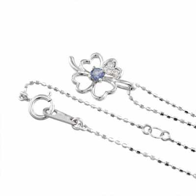 Pt900 クローバー 12月誕生石 ペンダントトップとネックレス タンザナイトの画像