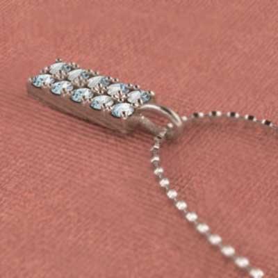 ペンダントトップとネックレス プレート アクアマリン k10ピンクゴールド 3月の誕生石の画像