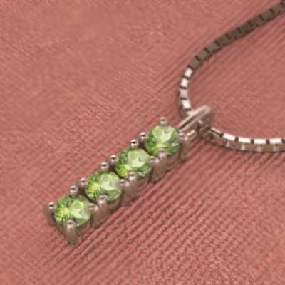 8月の誕生石 ペリドット ピンクゴールドk18 ペンダントの画像