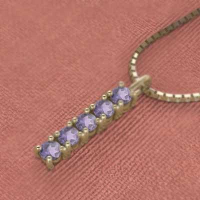 ペンダントトップとネックレス k18イエローゴールド 2月誕生石 アメシスト ファイブストーンの画像