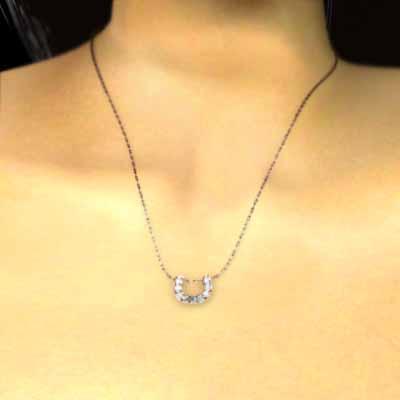 馬蹄 k10ピンクゴールド ペンダント 中サイズ 3月誕生石 アクアマリンの画像