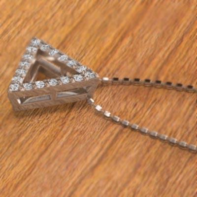 ダイアモンド k10ピンクゴールド 4月誕生石 ネックレスジュエリー 約0.25カラットの画像