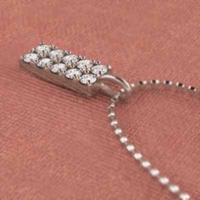 約0.25カラット k18ピンクゴールド プレート ペンダント 4月誕生石 ダイヤモンドの画像