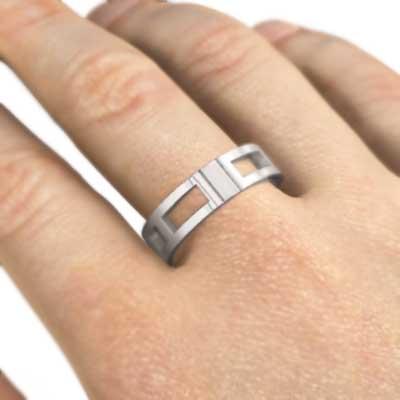 プラチナ900 シンプル リングの画像