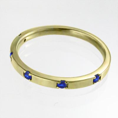 リング 9月の誕生石 スレンダー ファイブストーン 18金イエローゴールド サファイヤの画像