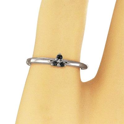 ブラックダイヤ 4月誕生石 スリーストーン プラチナ900 指輪の画像