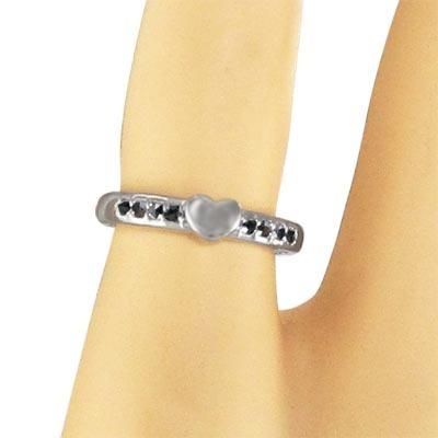 リング ブラックダイアモンド Pt900 ハート 4月誕生石の画像