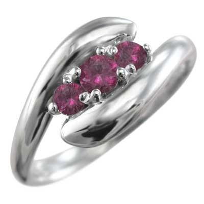 プラチナ900 指輪 3ストーン ルビー 7月の誕生石 蛇 スネーク