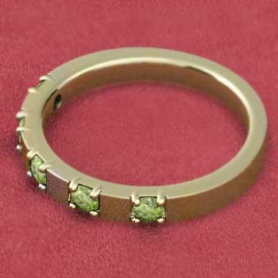 ファイブストーン K18 8月の誕生石 ペリドット リングの画像