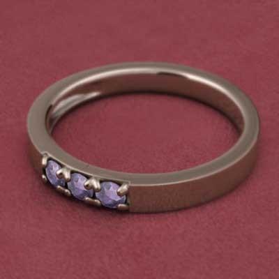 アメシスト(紫水晶) スリーストーン 2月誕生石 k18ピンクゴールド リングの画像