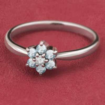 k10ホワイトゴールド アクアマリン フラワー 指輪 天然ダイヤモンド 3月の誕生石の画像