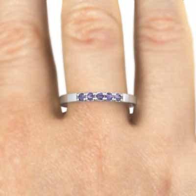 プラチナ900 ファイブストーン 2月誕生石 アメシスト エタニティ 指輪の画像