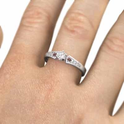 国内正規品限定 プラチナ900 婚約指輪 1月誕生石 ガーネット ガーネット