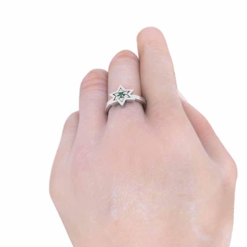 5月の誕生石 k18ホワイトゴールド スター 六芒星 エメラルド 天然ダイヤモンド 指輪の画像