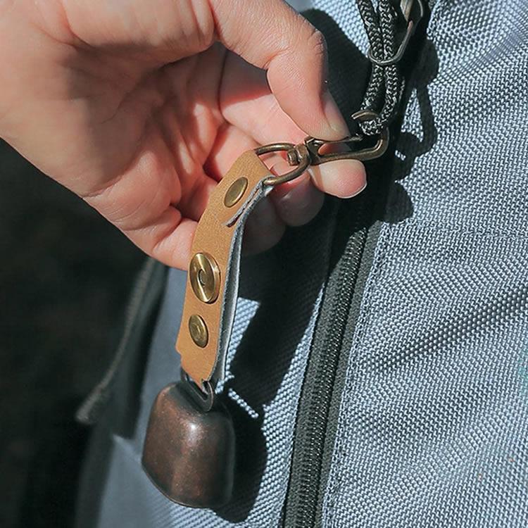 熊よけ鈴 消音機能付き カラビナ付き PUレザー 熊鈴 クマよけ カウベル