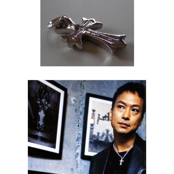 クロムハーツ ダイヤモンド スモールクロス ホワイトゴールド クロムハーツ ダイヤモンド スモールクロス ホワイトゴールド