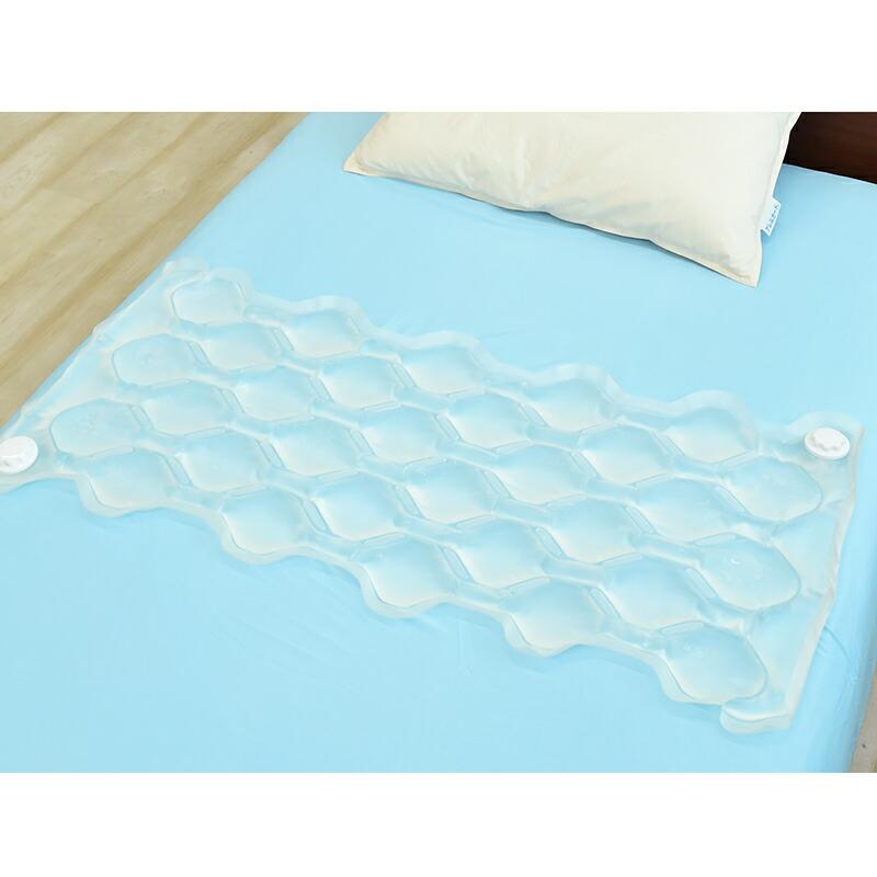 冷えすぎ注意 クールウォーターパッド ハーフサイズ 約92×38×3cm 水を