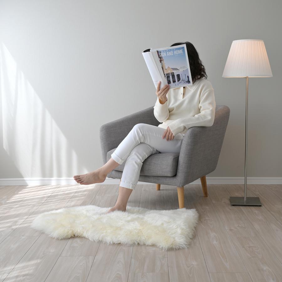 天然ムートンラグ　羊毛100% 1.5匹 ホワイト色　未使用 Amazon｜ムートンラグ天然羊毛本物の毛皮 ラグムートン マット