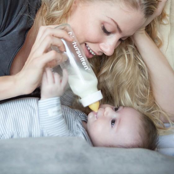 Natursutten ナチュアスッテン ガラス製 哺乳瓶 1ml 2本セット 新生児 ミルクボトル 天然ゴム おしゃぶり 赤ちゃん 出産祝い 乳首 0144 Eb009 Slow Works 通販 Yahoo ショッピング