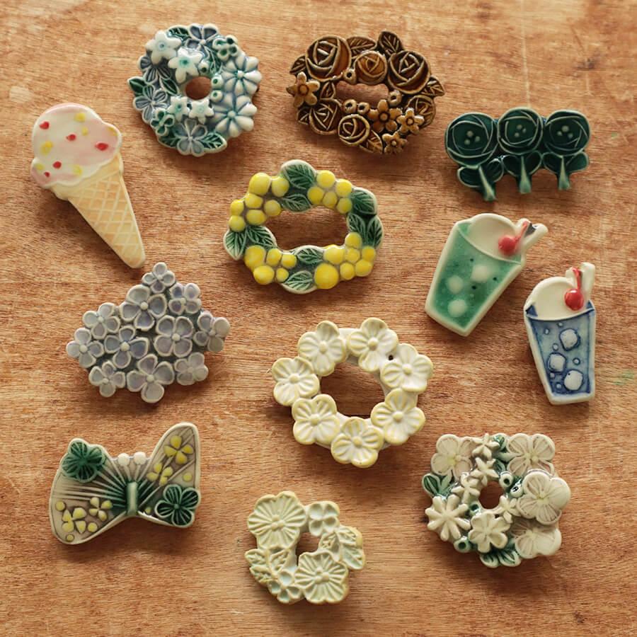 TOMI-kobo 陶器 ブローチ ミモザ リース ジュエリー ハンドメイド