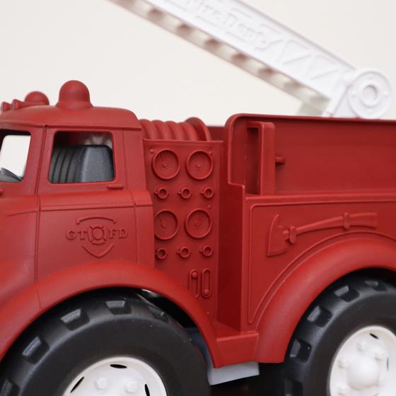 Green toys グリーントイズ ファイヤートラック 消防車 おもちゃ 砂場