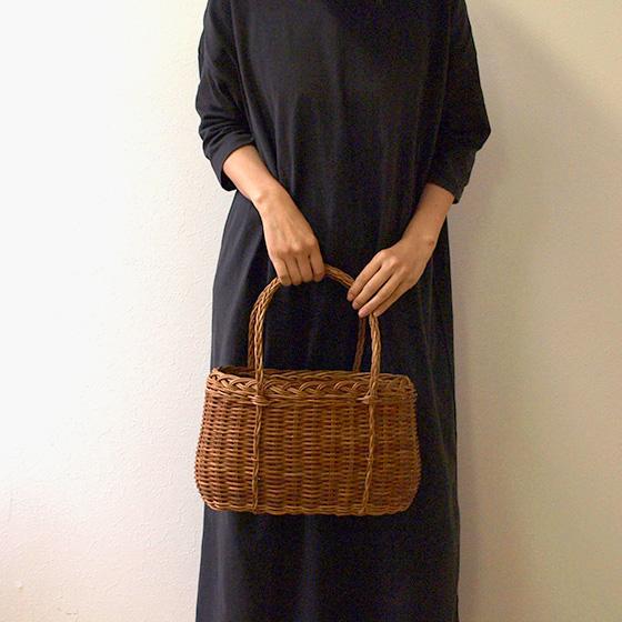 【美品】あけび籠バッグ　あけび　籠　民芸品　かごバッグ バッグ / 手提げ籠 / 籠心 / あけび蔓細工 / こだし編み / Akebi