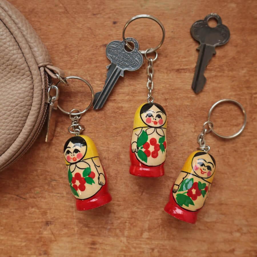 ロシア製 セミョーノフ産 マトリョーシカ キーホルダー 【木製