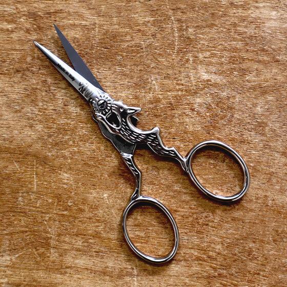 イタリア製 刺繍はさみ うさぎ 糸切り はさみ 裁縫 手芸 刺繍 鋏