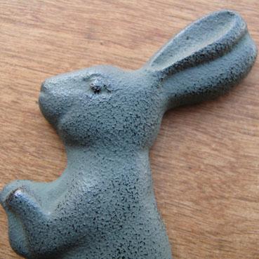 日本製 南部鉄器 うさぎ 栓抜き メール便対象品 : slow works - 通販