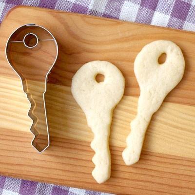 クッキー型 おしゃれ 型抜き かわいい スタッダー クッキーカッター お菓子 手作り バレンタイン ドイツ Stadter スタッダー クッキー型 カギ メール便対象品 Slow Works 通販 Yahoo ショッピング