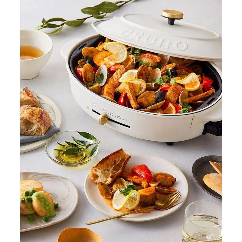 BRUNO ブルーノ オーバルホットプレート 本体 プレート3種 (たこ焼き 深鍋 平面) ブラック 黒 おしゃれ かわいい これ1台 一台 オーバルホットプレート 深鍋 サイズ たこ焼きプレート