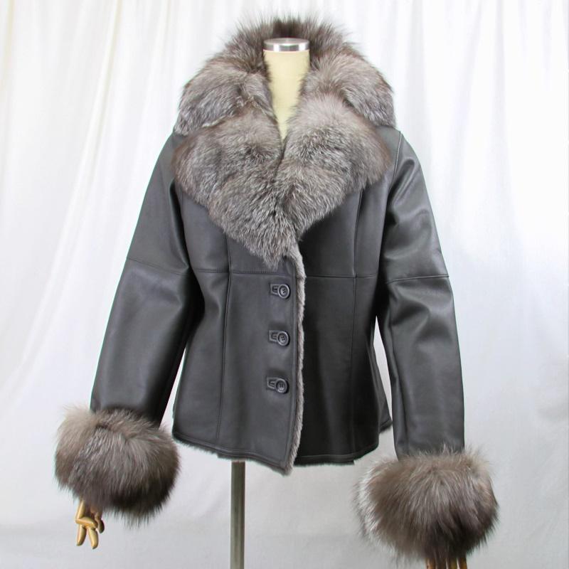 毛皮/ムートン/フォックス/羊革/ブルーフロストフォックス/ムートンコート/リアルファー ムートンコート /１枚革 ダブルフェイス | 