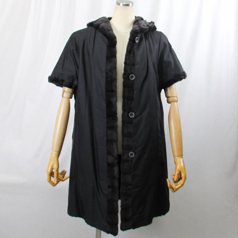 毛皮とバックスキンのリバーシブルロングベスト 毛皮とバックスキンのリバーシブルロングベスト