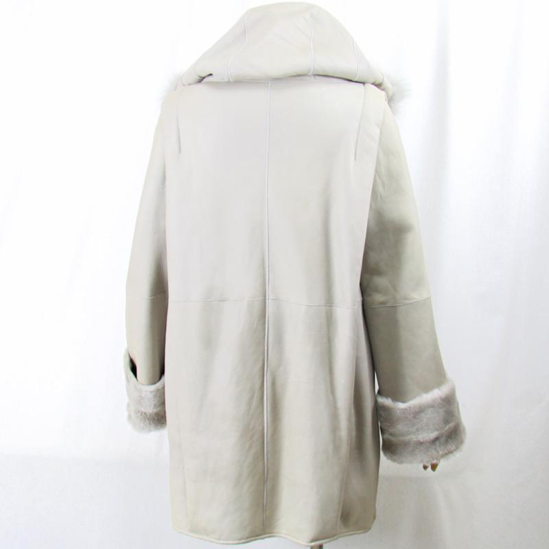 毛皮/ムートン/フォックス/羊革/ムートンコート/リアルファー フード付きムートンコート フォックストリミング/１枚革 ダブルフェイス |  | 04