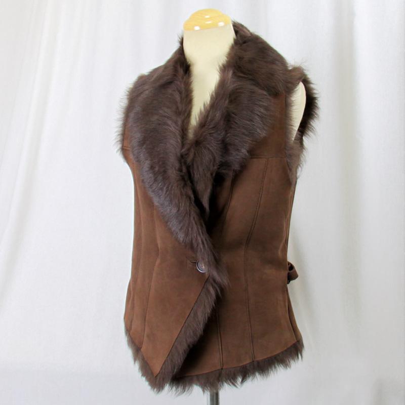 毛皮/ファー/ムートン/羊革/ムートンベスト/リアルファー /1枚革