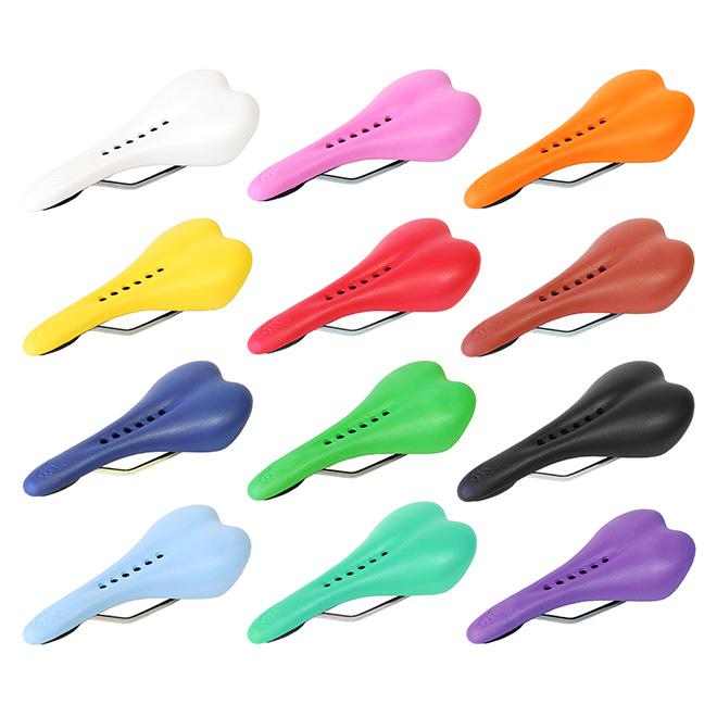 サトル BLOG グラベルバイクとも相性抜群。ネオクラシックスタイルの超快適