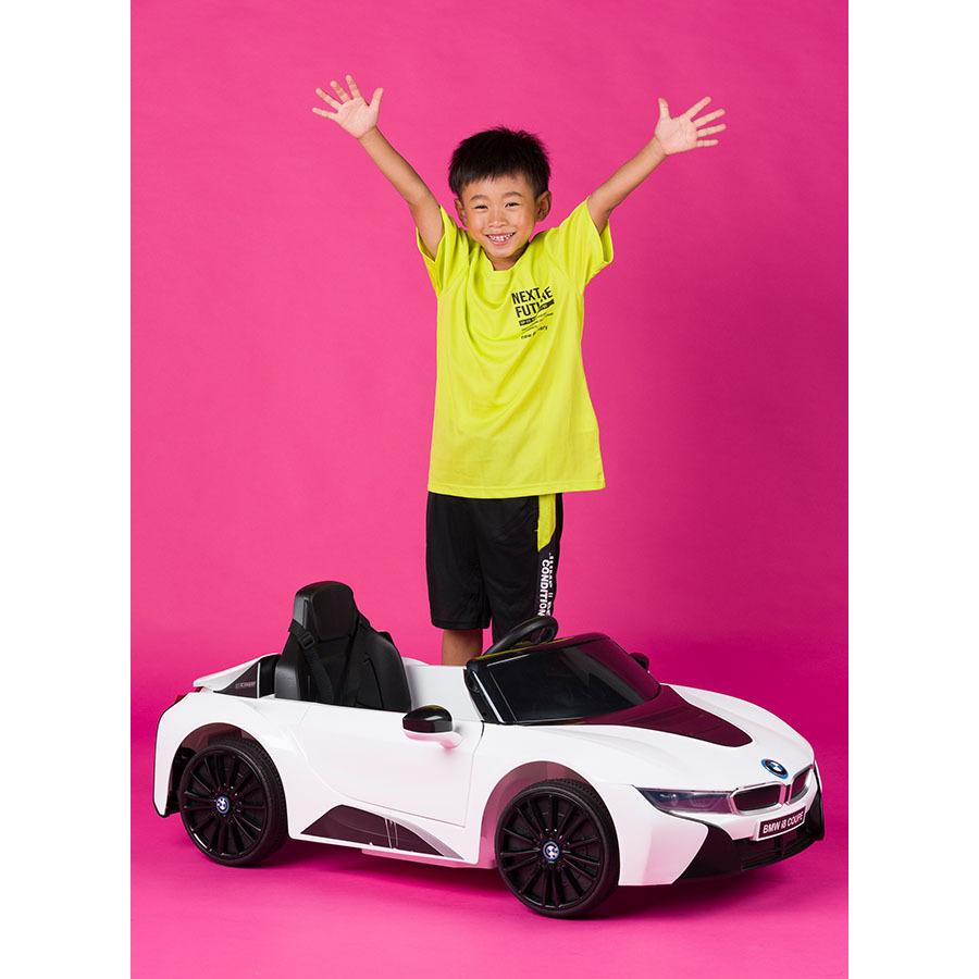 乗用玩具 電動車 【クーポン最終日】 BMW i8 クーペ 車 子供 乗用玩具 電動車 【クーポン最終日】 BMW i8 クーペ 車 子供