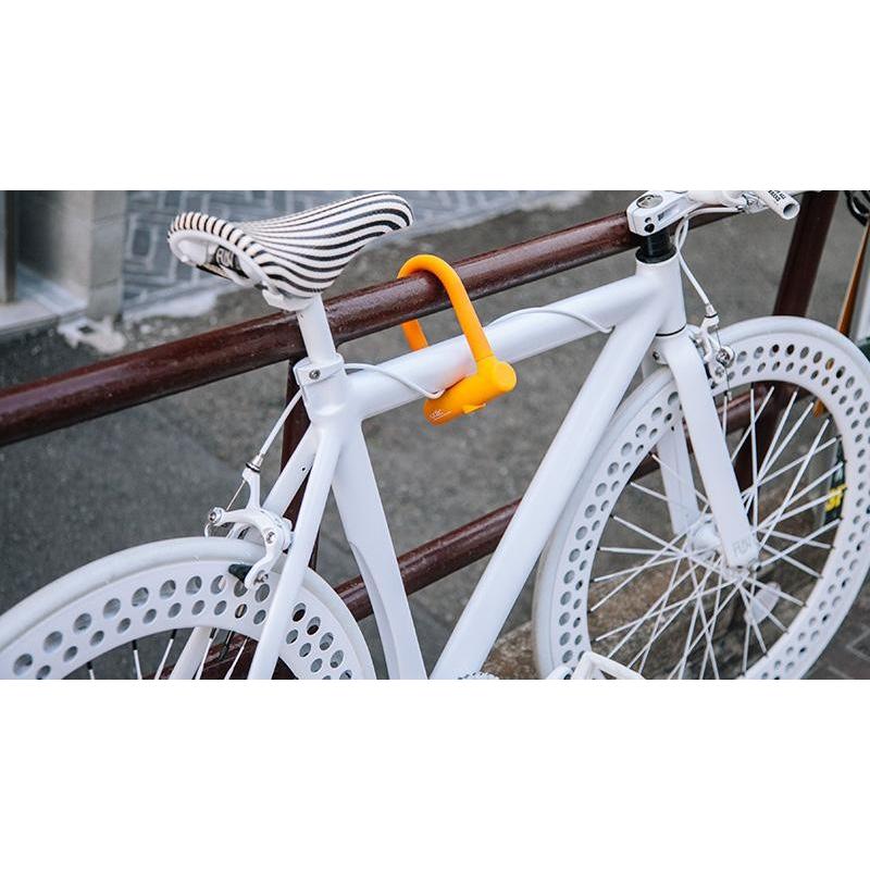 自転車 ロック 鍵 U字 アルミ 軽い オレンジ 水色 黒 グレー 頑丈