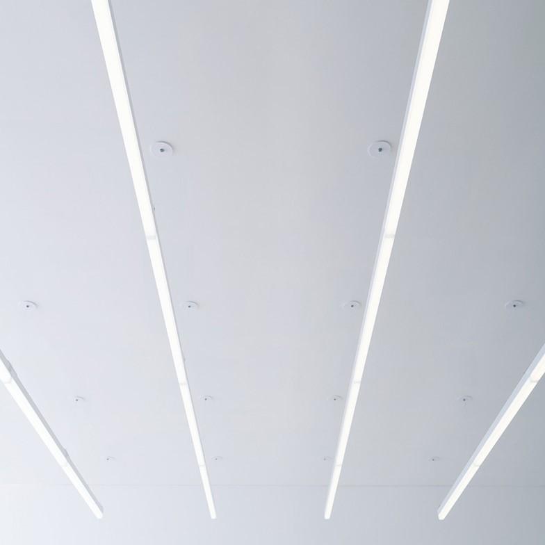 ベースライト照明 天井 LED Hf16W定格出力×2灯相当  シンプル 3000K 温かみのある電球色 リモコン無し  非調光の画像