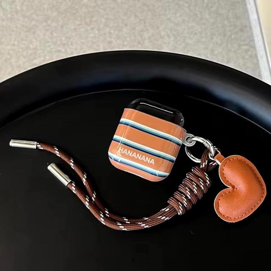 【新品】Chloe アルファベット AirPods Proケース ストラップ Chloe（クロエ）の「ALPHABET / AIRPODSケース AIRPODS PRO CASE