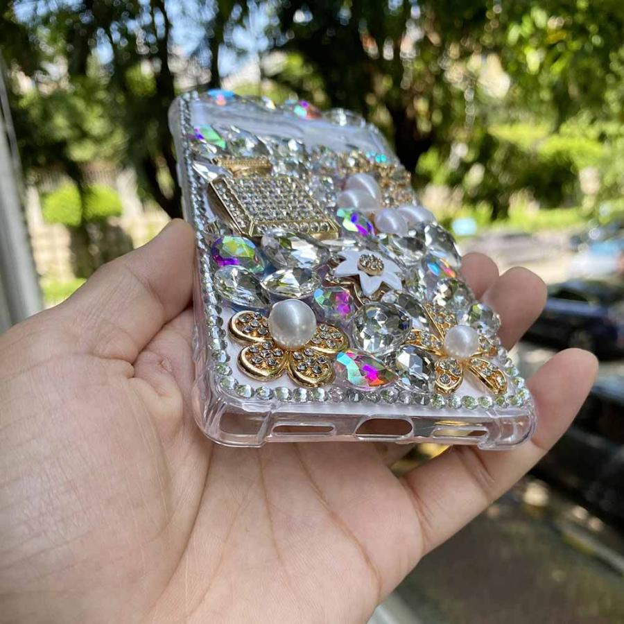Google Pixel ケース SWAROVSKIデザイン Google Pixel キラキラ 宝石 ラインストーン 3D ケース 9a / 9 9Pro