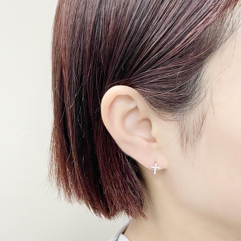 Pt900 0.10ct ダイヤクロス ピアス 両耳 プラチナ ダイヤモンド 1個 0.05ct×2  鑑別カード付 メンズ レディース ジュエリー ダイアモンドの画像