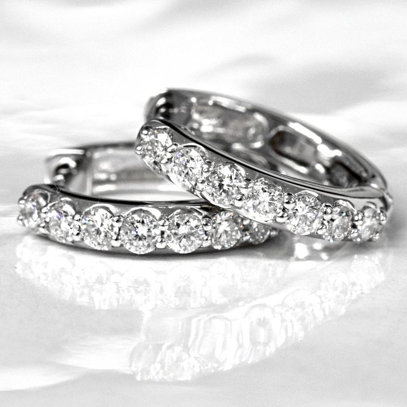 pt900 ダイヤモンド　中折れ2センチ Pt900 0.15ct×2 合計0.30ct 中折れバネ式 ダイヤフープピアス 2×13 2mm