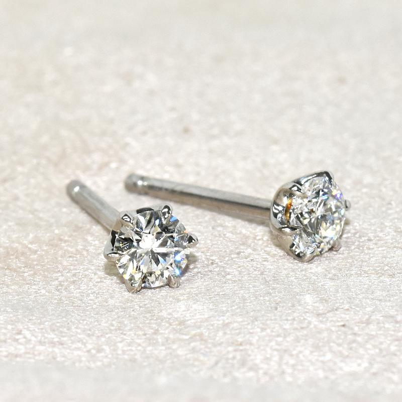 Pt900 ダイヤピアス 0.4ct 0.2ct×0.2ct F SI1 VG 鑑定書付き