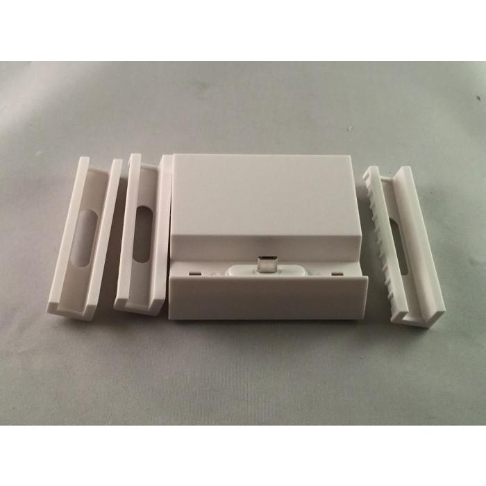 Xperia Z5 卓上ホルダー Z5 Premium Z5 Compact 充電器 So 01h H Xperia Dock Z5 Smartcom 通販 Yahoo ショッピング