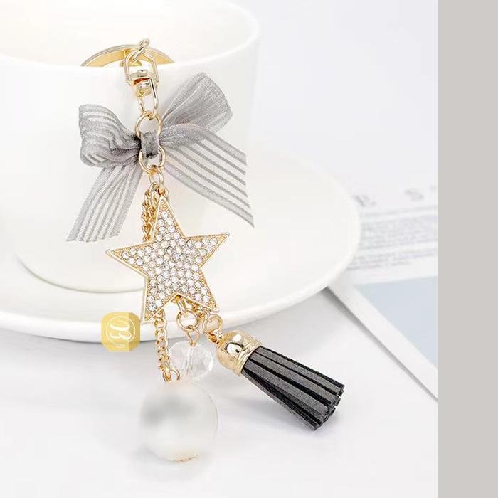 バッグチャーム 星 タッセル 鍵 キラキラ バッグ 金属 キーホルダー