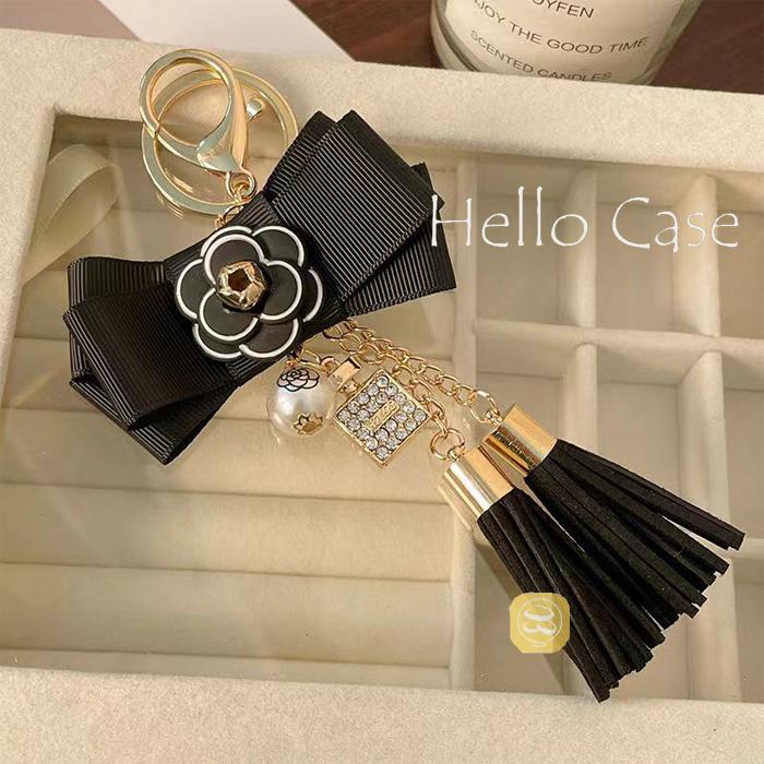 リボンバックチャーム、キーリング新品！新作！ リボンチャーム 【 シュリンクレザー 】 名入れ 本革 バッグチャーム